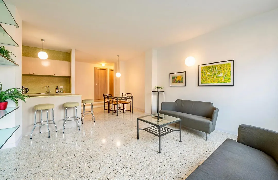 Spacious Apartment Navigli-1